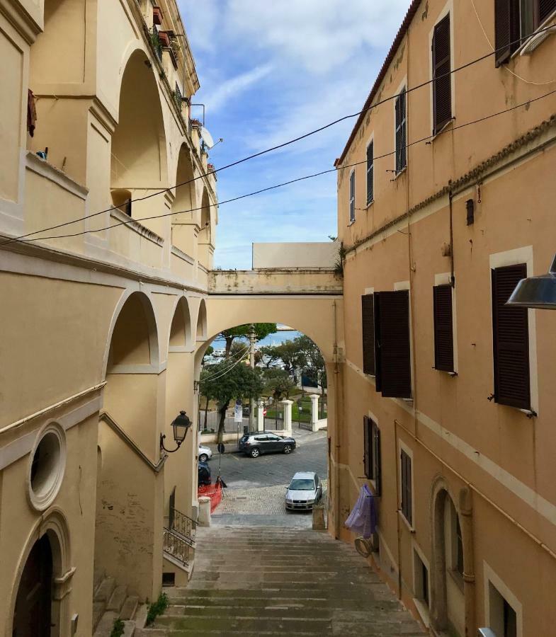 Little Art House Apartment Gaeta Luaran gambar